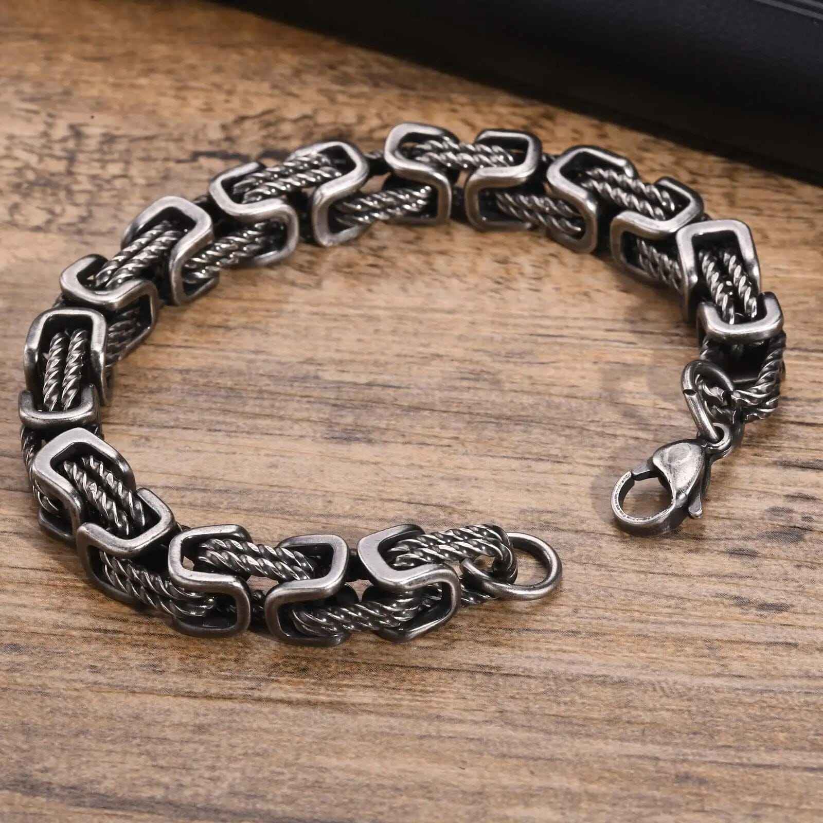 Temper™ – 8mm Braided 316L Stainless Steel Bracelet for Men + 50% OFF - Image 3