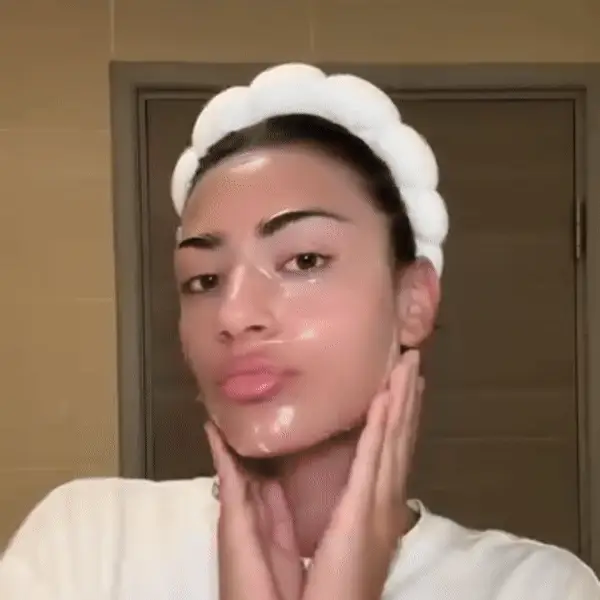 DermaFuse Hydro-Mask - Wake Up With Glass Skin - 1+1 FREE - Image 3