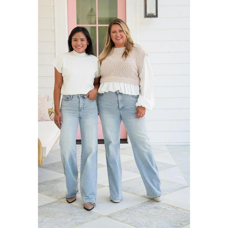 FormFlex Jeans - Flaunt Your Curves, Comfortably - 50% OFF - Image 10