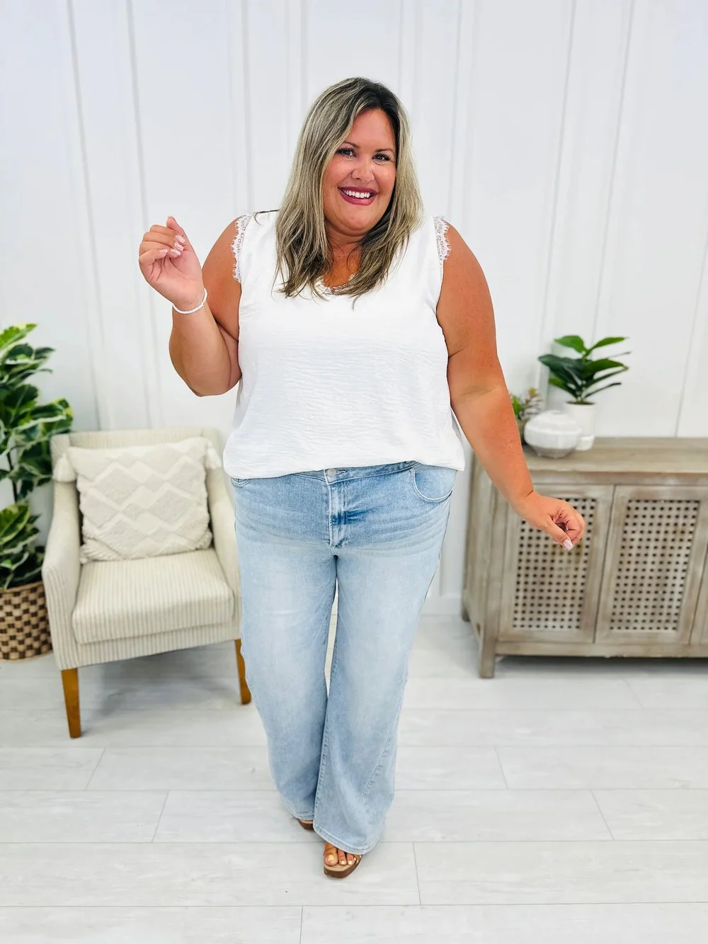 FormFlex Jeans - Flaunt Your Curves, Comfortably - 50% OFF - Image 7