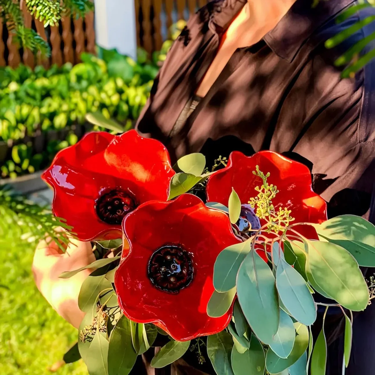 Bramblewell™ – Handmade Metal Flower Stake with Bird Bath & Pollinator Bowl + 50% OFF - Image 8