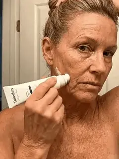 The AuraLift 5-Roller Sculpting Cream — Next-Gen Anti-Aging Lift +50% OFF - Image 10